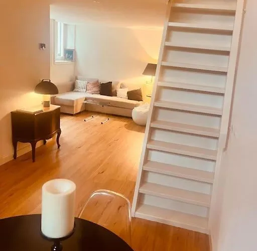 Historisch Grachtenpand In Centrum *